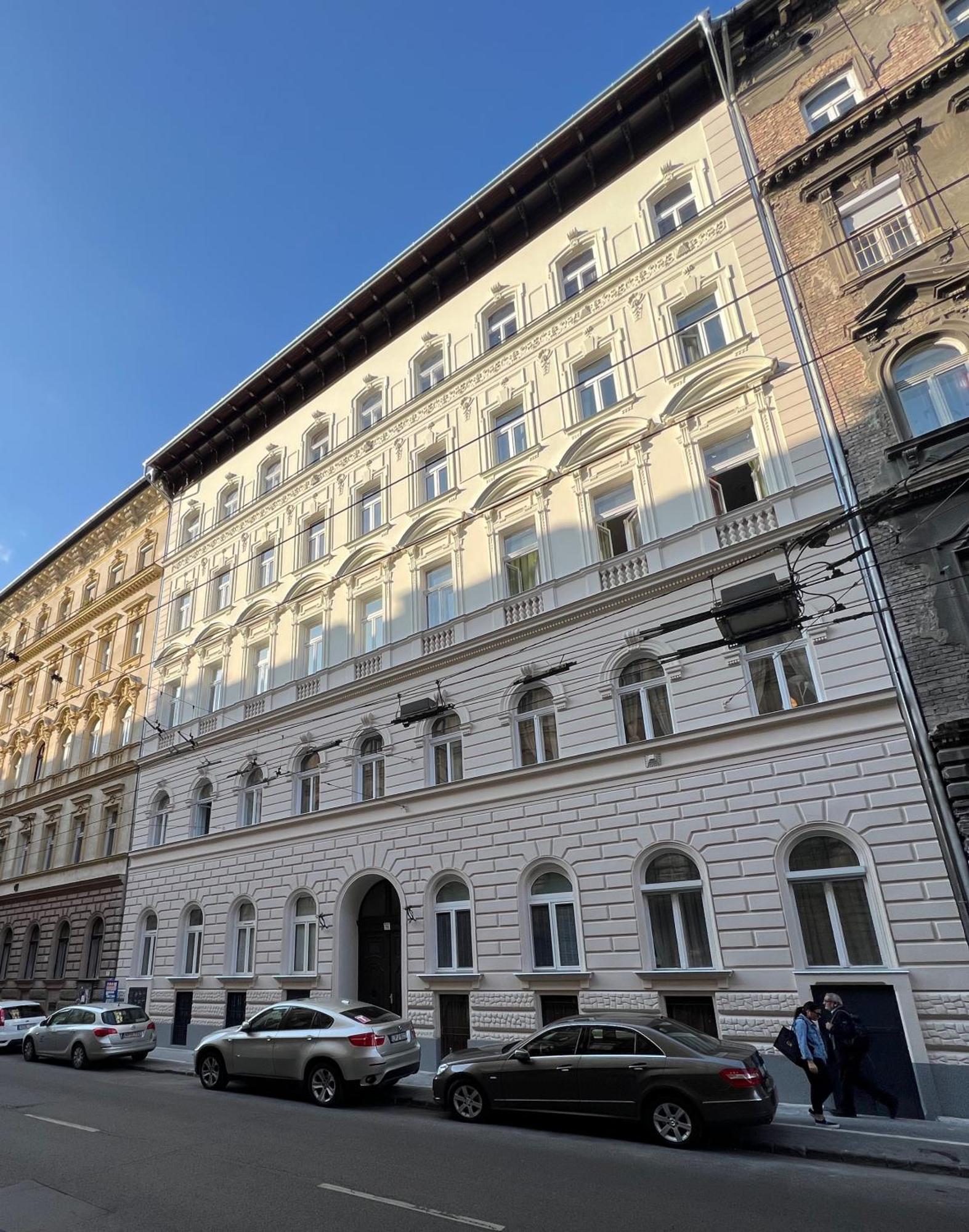 Kalia 4br Apartament